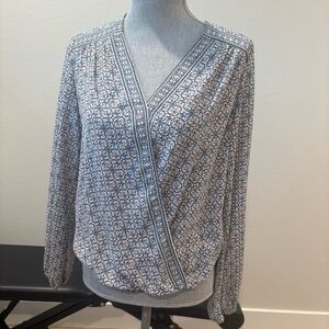 Max Studio Women's Crepe Shirtale Wrap Blouse Blue Long Sleeve Small